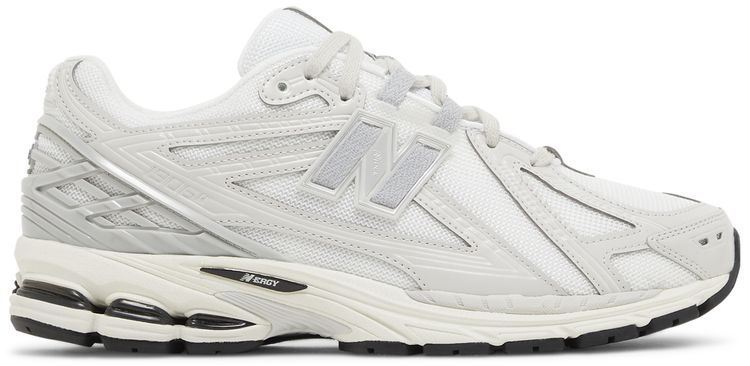 1906R 'Silver Metallic Cream'