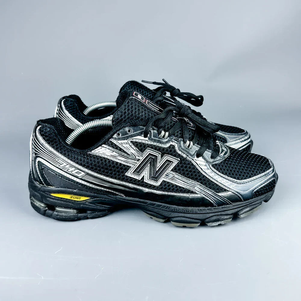 740 BLACK