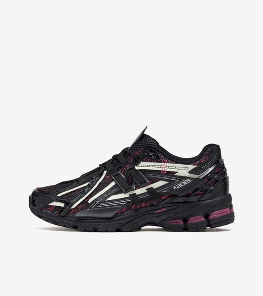 1906A Black Pink